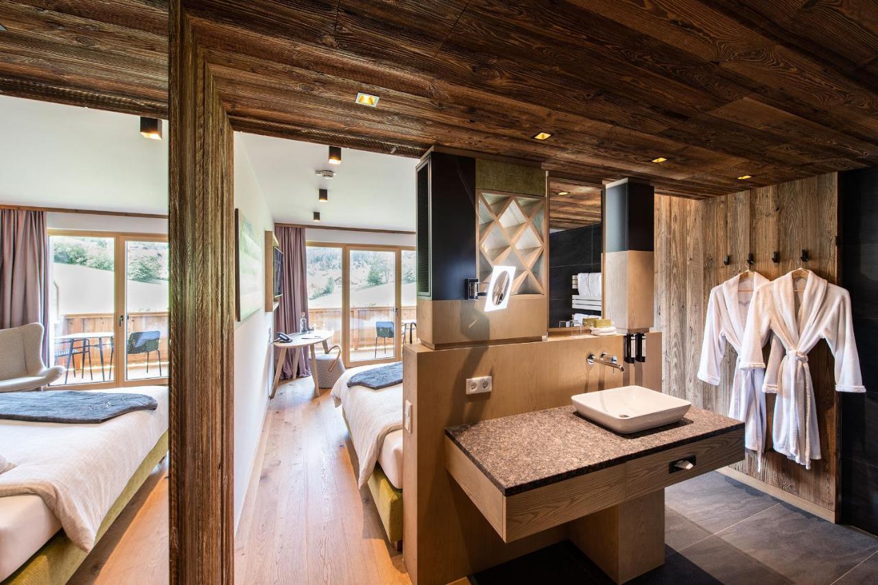 Almgut - Mountain Wellness Hotel Sankt Margarethen im Lungau Ngoại thất bức ảnh