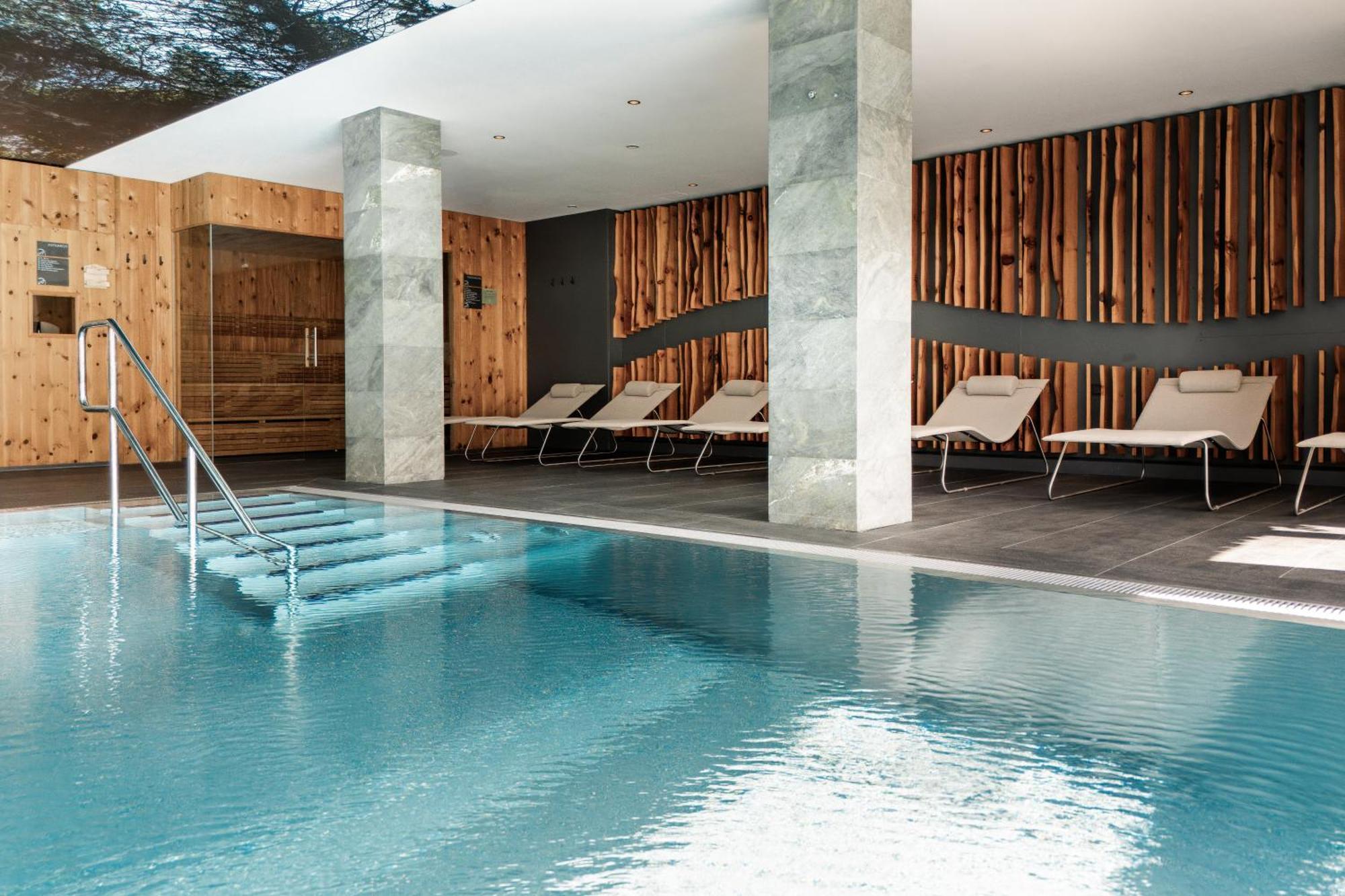 Almgut - Mountain Wellness Hotel Sankt Margarethen im Lungau Ngoại thất bức ảnh