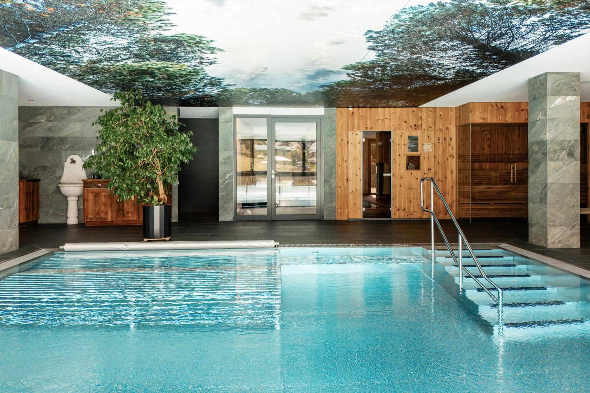 Almgut - Mountain Wellness Hotel Sankt Margarethen im Lungau Ngoại thất bức ảnh