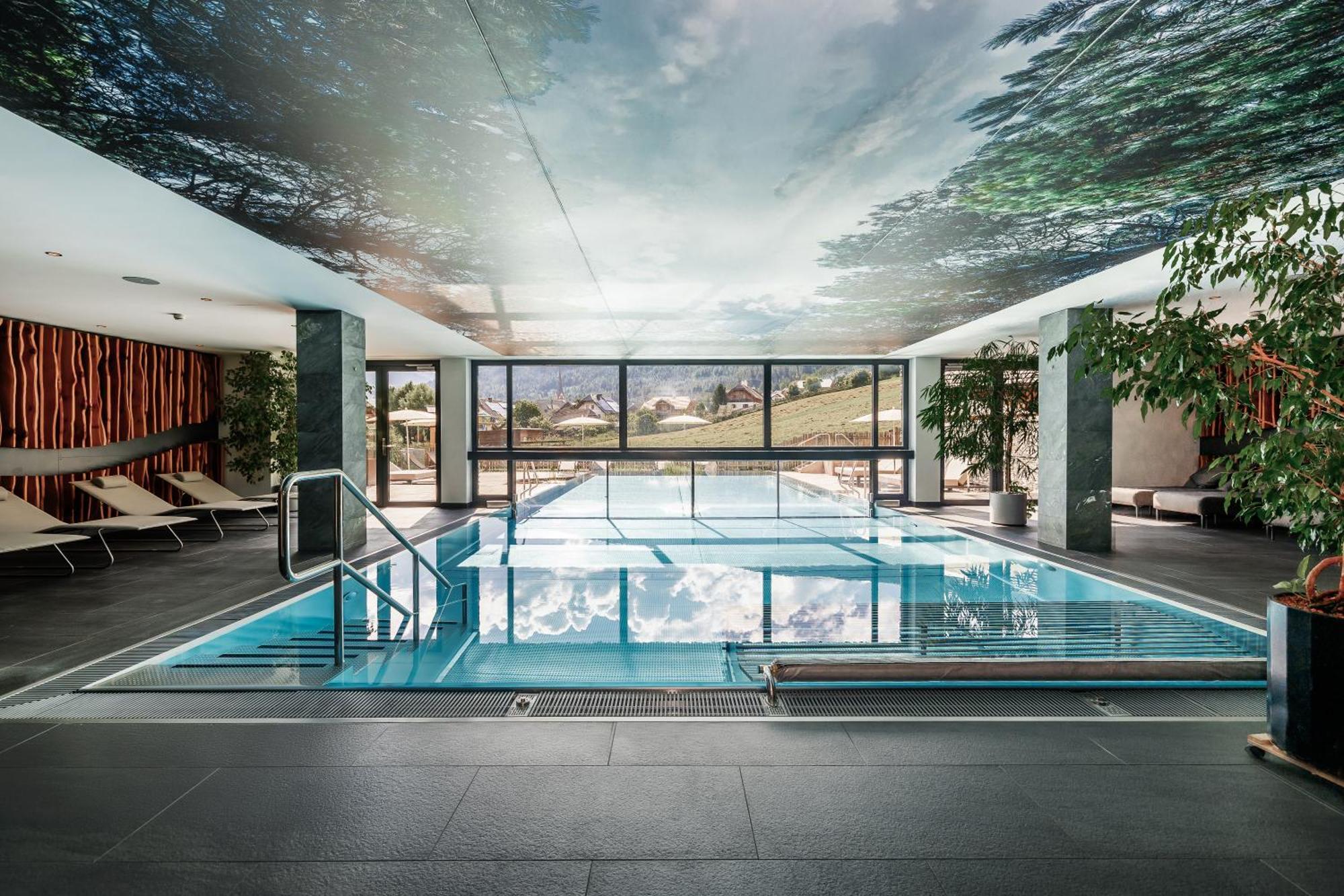 Almgut - Mountain Wellness Hotel Sankt Margarethen im Lungau Ngoại thất bức ảnh