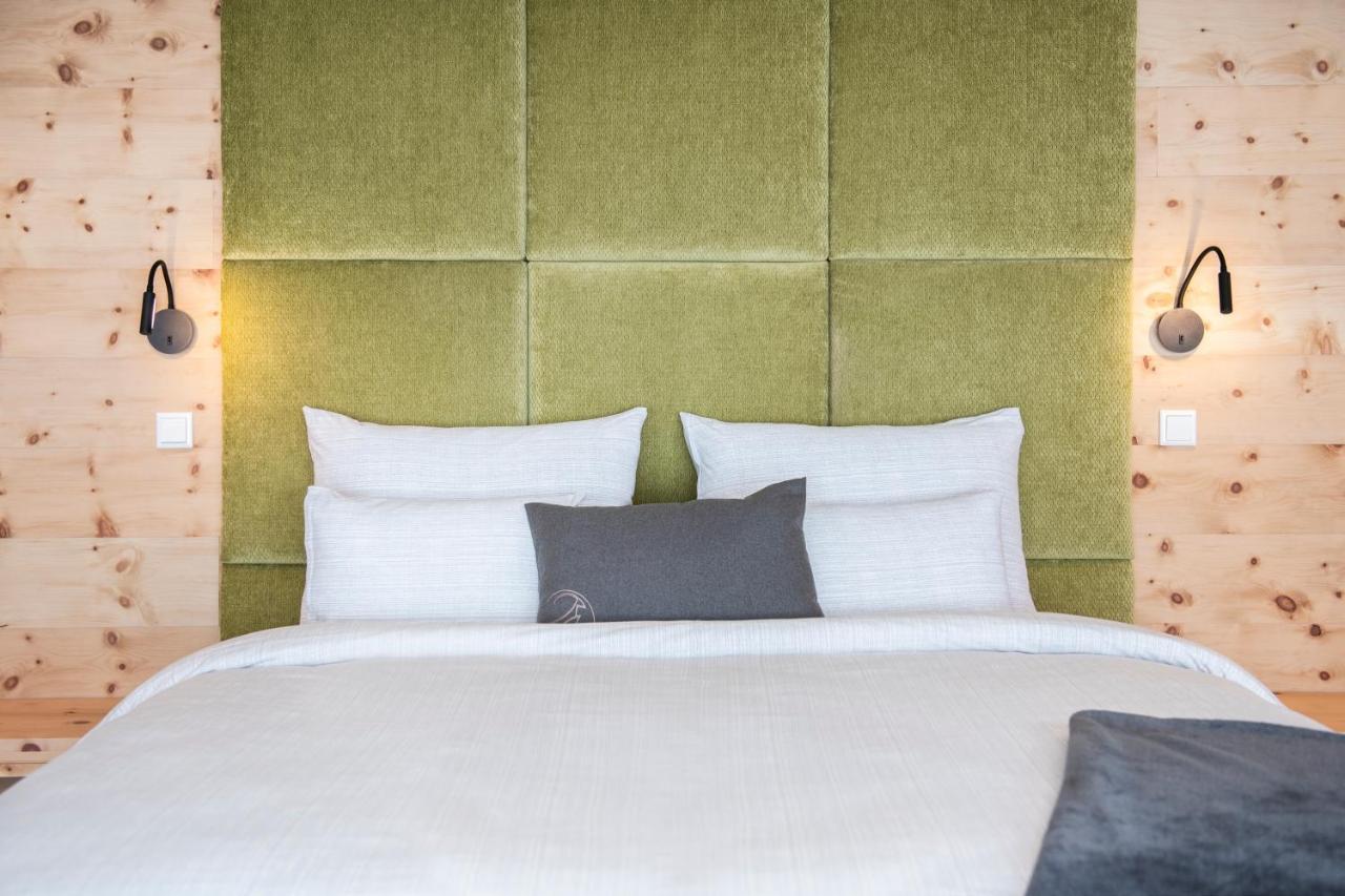 Almgut - Mountain Wellness Hotel Sankt Margarethen im Lungau Ngoại thất bức ảnh